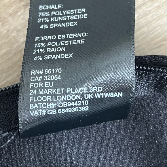 Urban Outfitters Black & Yellow Cheer Skort Size 6 Mini Skirt Side Zip School‎ - Picture 9 of 9